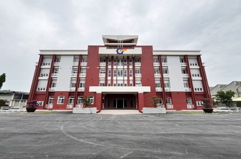 公(民)營事業工程規劃及施工統包 土木工程—推進工程、電力工程、自來水管路工程、鋼構工程