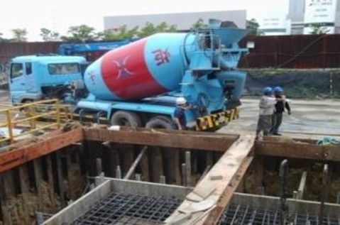 電力(電信)涵洞施作 混擬土澆置